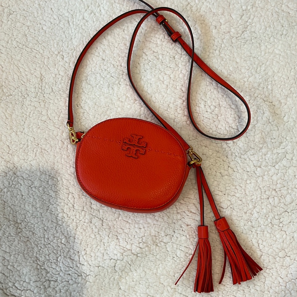Tory Burch orange leather small crossbody camera bag (7x5.5x2)
